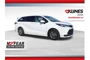 Toyota Sienna 2025 LE 8-Pass