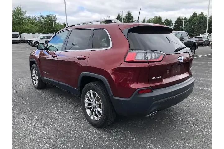 Jeep Cherokee 2021 4x4 Latit image 3