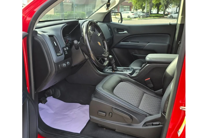 $17999 : Chevrolet Colorado Z71 image 5