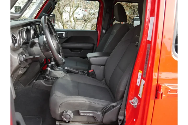 $31496 : Jeep Wrangler Unlimited 2020 image 3