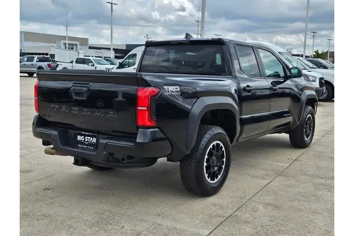 $39699 : Toyota Tacoma 2024 4x4 SR5 4 image 3