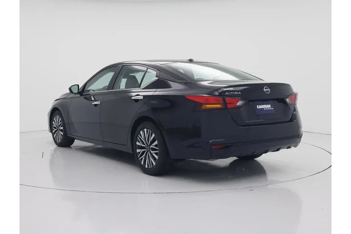$22998 : Nissan Altima 2025 2.5 SV 4d image 2
