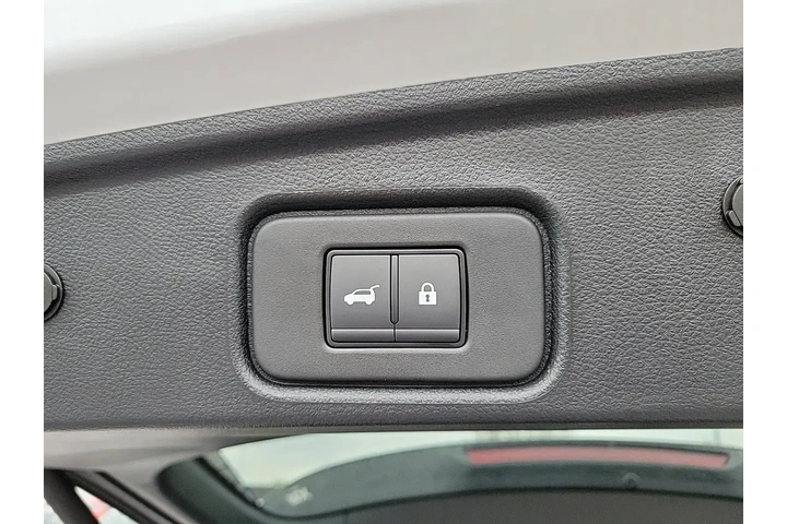 $54215 : Nissan Pathfinder 2025 AWD P image 9