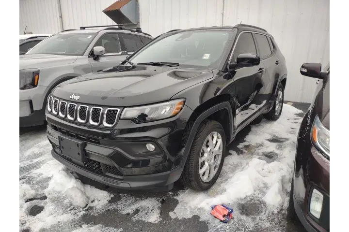 $21374 : Jeep Compass 2024 4x4 Latitu image 5
