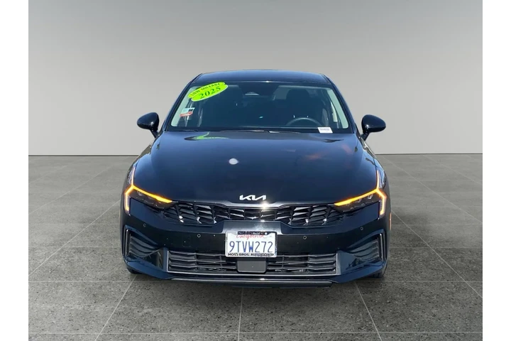 $33105 : Kia K5 2025 LXS 4dr Sedan image 8
