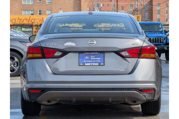 $17999 : Nissan Altima 2024 2.5 SV 4d image 5