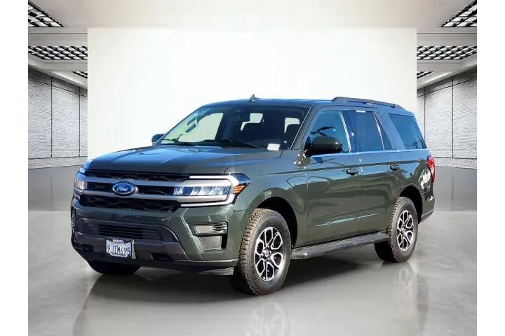 $39999 : Ford Expedition 2023 4x4 XLT image 9