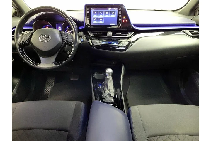 $20998 : Toyota C-HR 2021 XLE 4dr Cro image 9