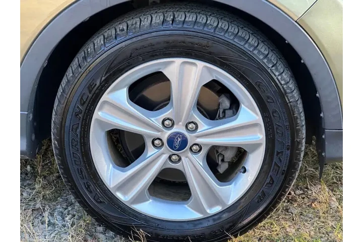 $7990 : 2013 Escape SE image 10
