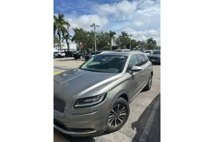 Lincoln Nautilus 2023 AWD St image 2