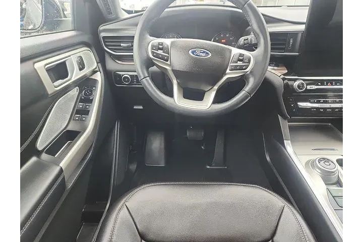 $38690 : Ford Explorer 2023 AWD Limit image 9