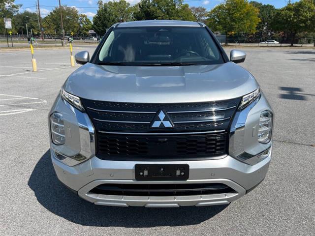 $17900 : 2022 Outlander SE image 4