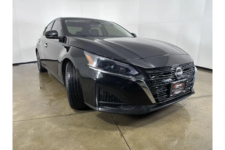 $18994 : 2023 Altima 2.5 SV image 10