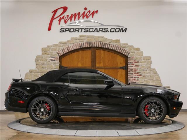 2011 Mustang GT Premium Conve image 3