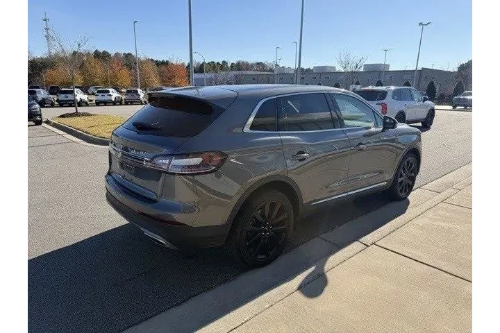 $37459 : Lincoln Nautilus 2022 AWD Re image 10