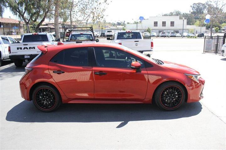 $18995 : 2019 Corolla Hatchback image 8