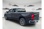 $33990 : Chevrolet Silverado 1500 202 thumbnail