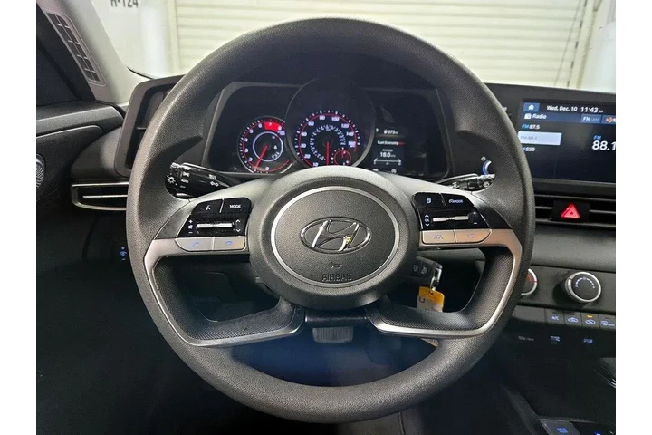 $17998 : Hyundai ELANTRA 2022 SE 4dr image 10