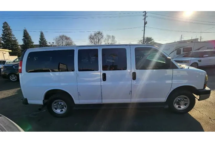 $12999 : 2014 Express image 7