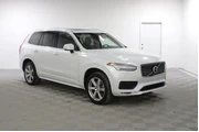Volvo XC90 2020 AWD T6 Momen en Wichita