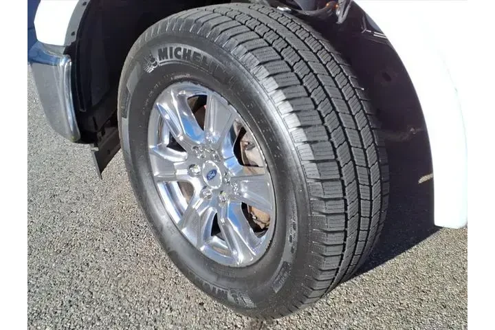 $23374 : Ford F-150 2017 4x4 Lariat 4 image 8