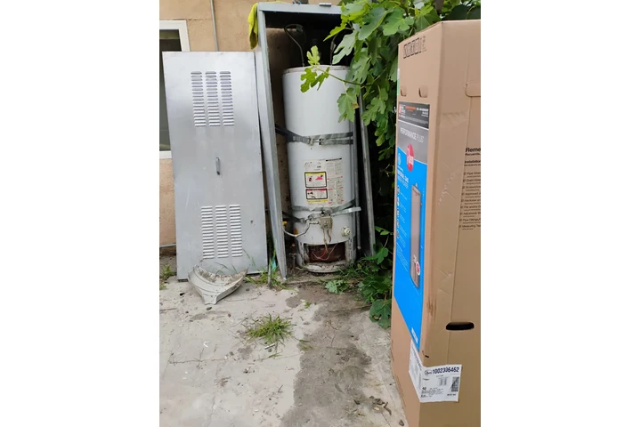 (WATER HEATER)INSTALL*PLUMBING image 1