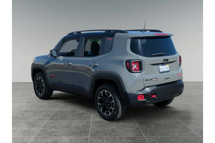 Jeep Renegade 2023 4x4 Trail image 3