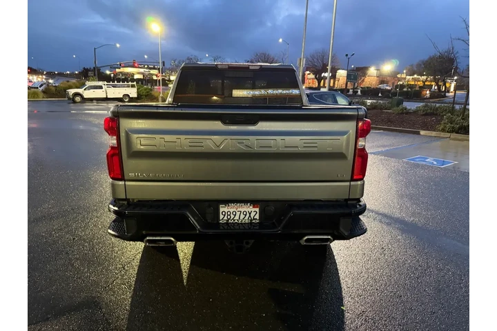 $26000 : Chevrolet Silverado 1500 202 image 4