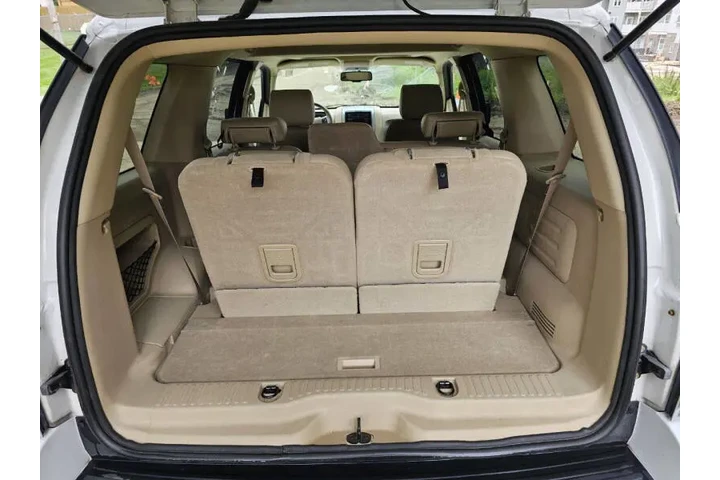 $2995 : 2006 Mountaineer Luxury image 9