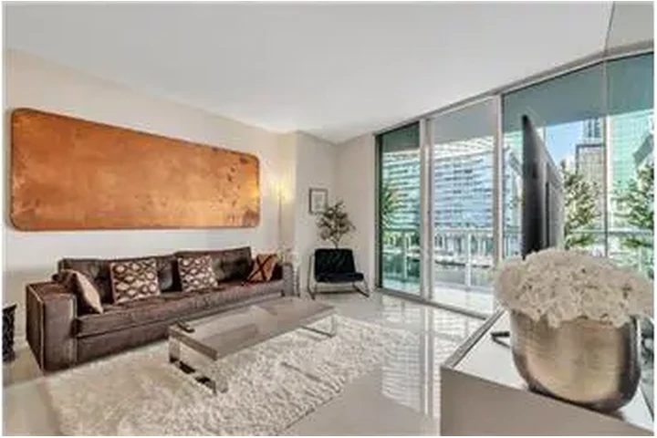 $4000 : Rental property with 1 bedro image 6