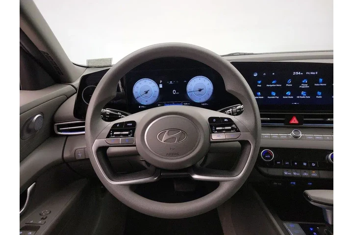 $20998 : Hyundai ELANTRA 2024 SEL 4dr image 10
