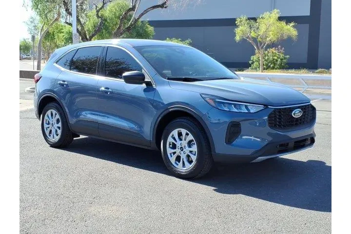 $27900 : Ford Escape 2026 Active 4dr image 7