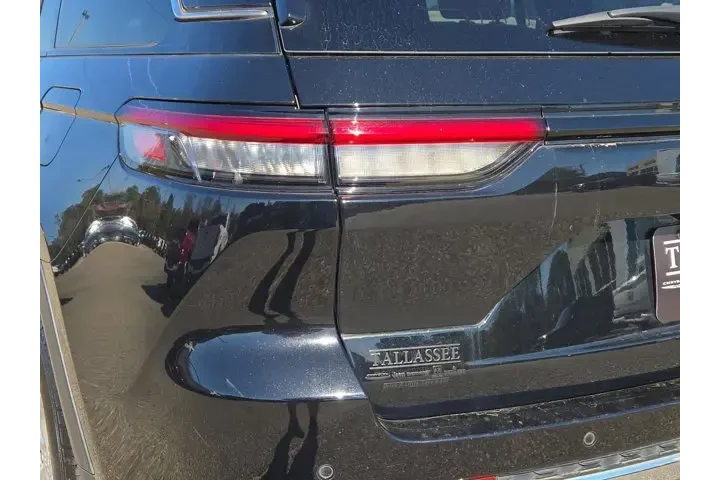 $29995 : Jeep Grand Cherokee 2023 4x2 image 9