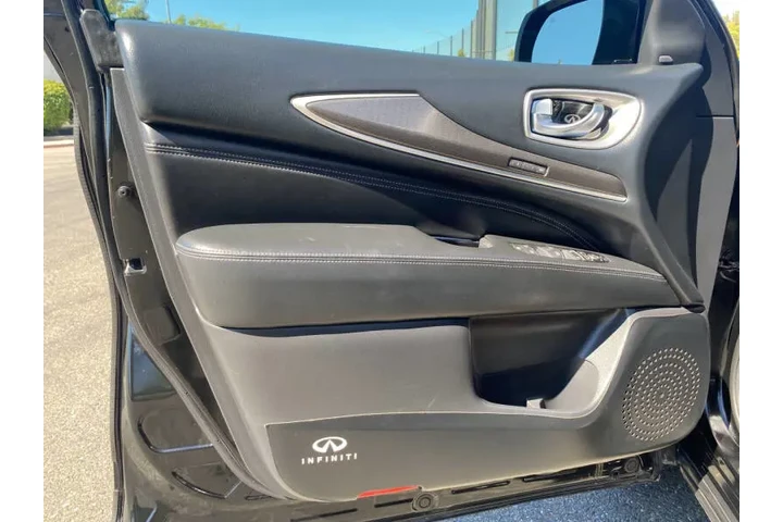 $13495 : 2016 QX60 image 9
