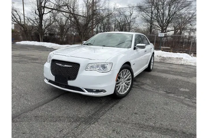 $9900 : 2015 300 C image 2
