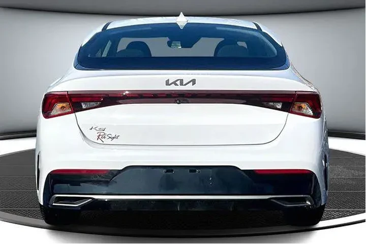 $19500 : Kia K5 2022 LXS 4dr Sedan image 5