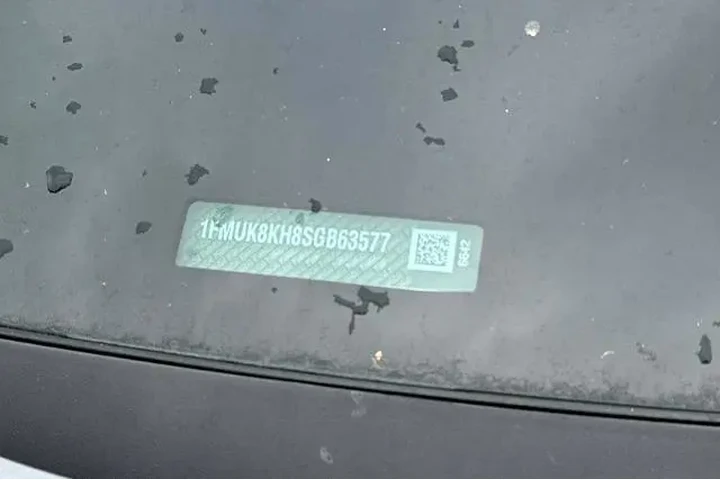 $39400 : Ford Explorer 2025 AWD ST-Li image 3