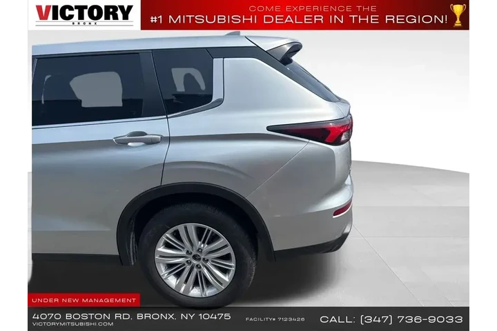 $27995 : Mitsubishi Outlander 2024 AW image 8