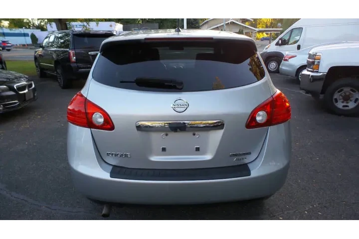 $7900 : 2013 Rogue SV image 9