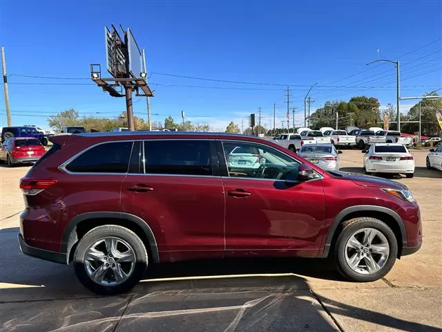 $21995 : 2018 Highlander image 4