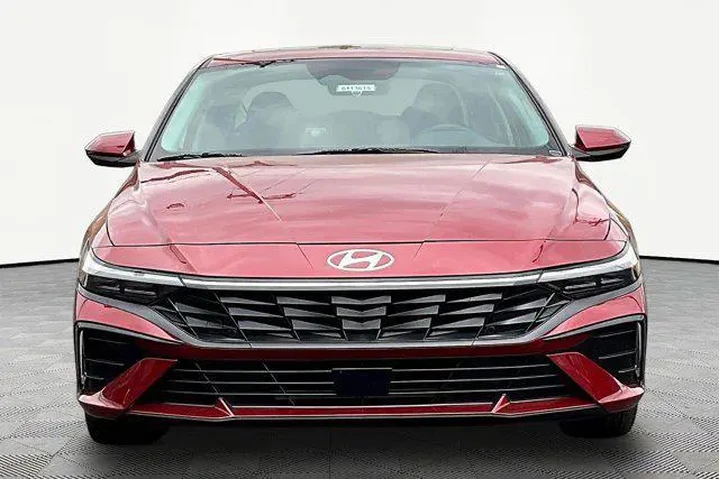 $26070 : Hyundai ELANTRA 2025 SEL Con image 2