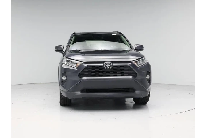 $26998 : Toyota RAV4 2020 AWD XLE Pre image 5