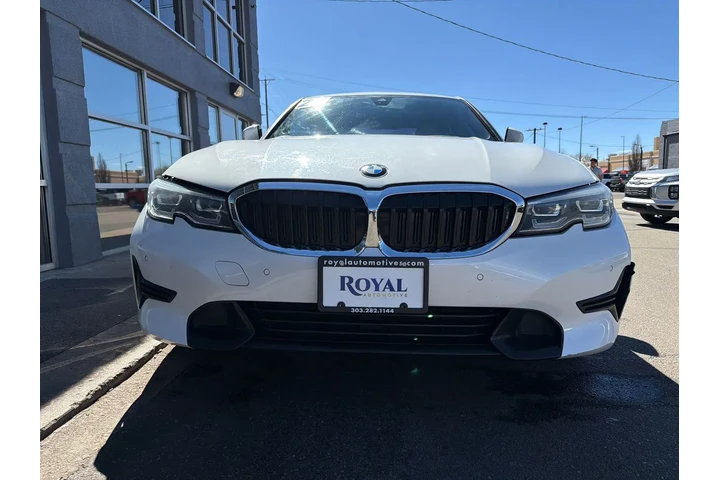 $26995 : 2022 BMW 330i xDrive image 6