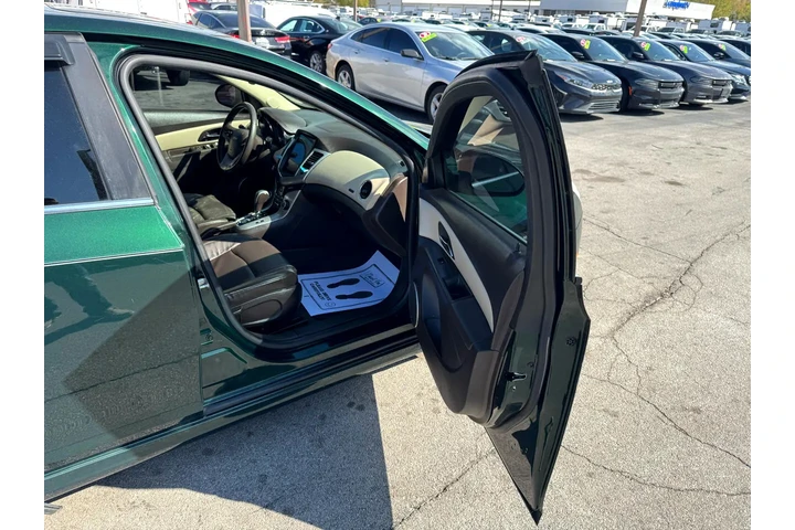 $8980 : 2014 Cruze 4dr Sdn Auto 2LT image 8