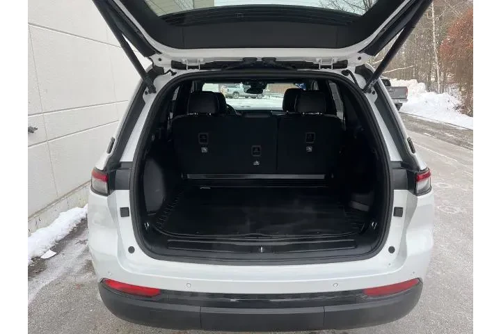 $33200 : Jeep Grand Cherokee 2024 4x4 image 9