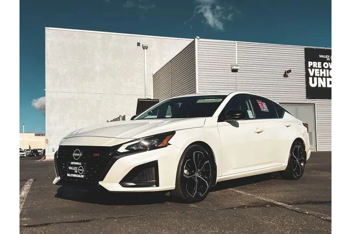 $19997 : Nissan Altima 2024 2.5 SR 4d image 7