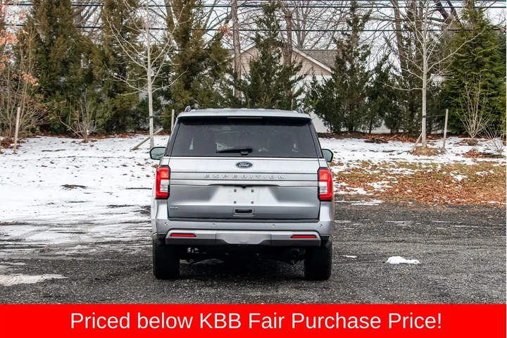 $35395 : Ford Expedition 2024 4x2 XLT image 7