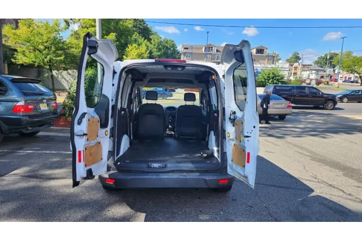 $15999 : 2017 Transit Connect image 7