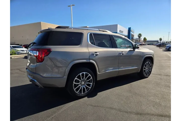 $37991 : GMC Acadia 2023 4x4 Denali 4 image 6