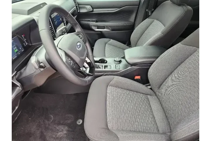 $39627 : Ford Ranger 2024 4x4 XLT 4dr image 8